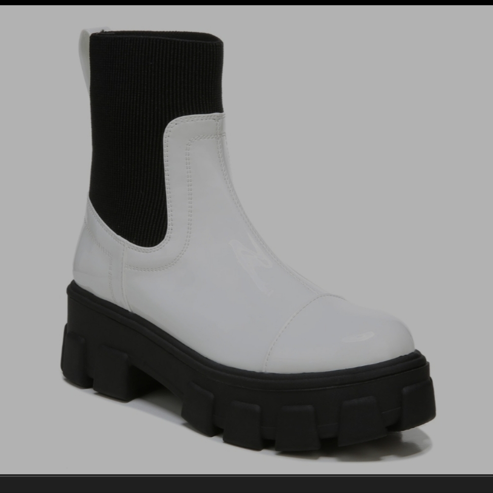 Circus by Sam Edelman, Davina boots, size 7.5 , black and white. New no tag.